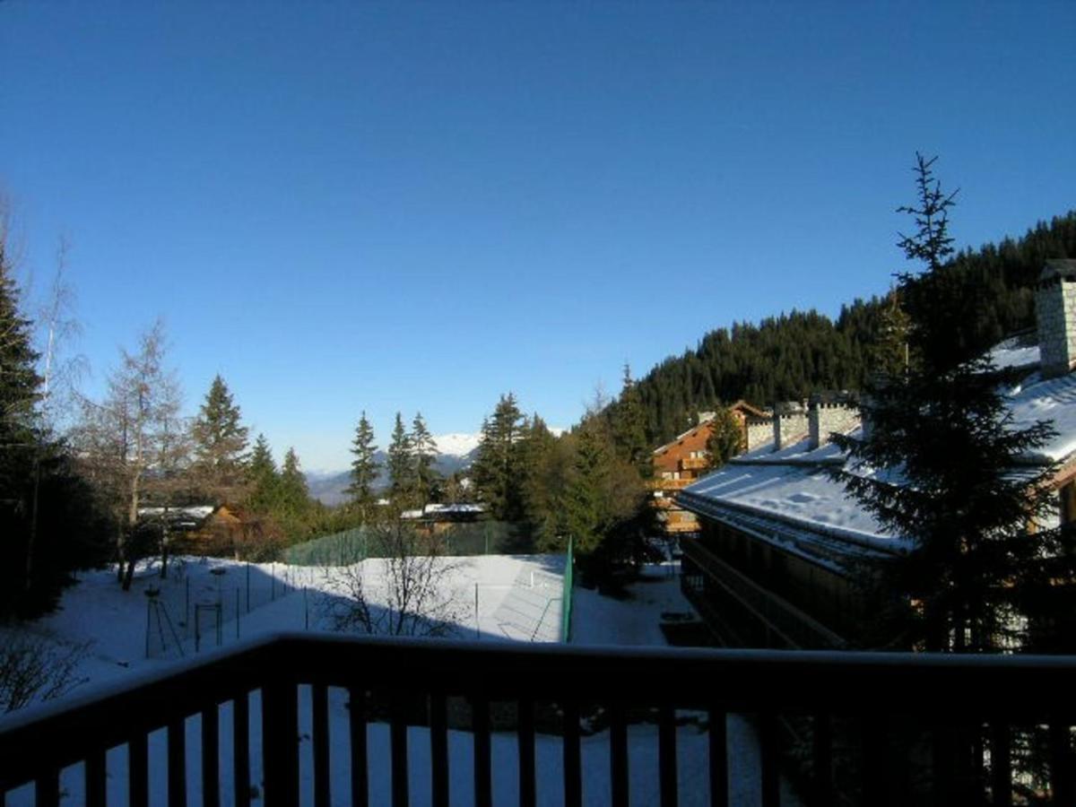 Studio 2/4 Pers, Acces Pistes Et Piscine, Proche Commerces, Meribel - Fr-1-180-297 Buitenkant foto
