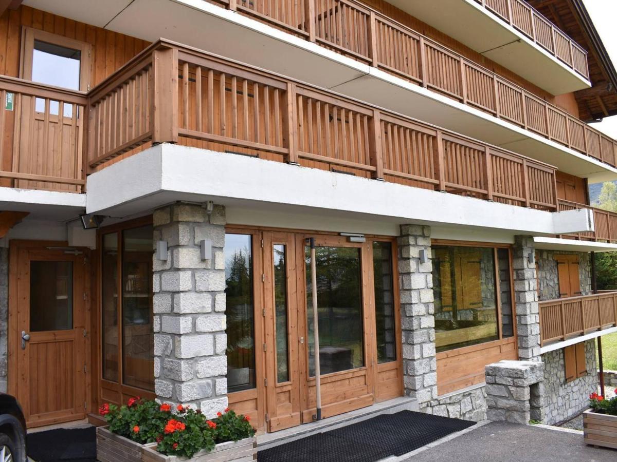 Studio 2/4 Pers, Acces Pistes Et Piscine, Proche Commerces, Meribel - Fr-1-180-297 Buitenkant foto